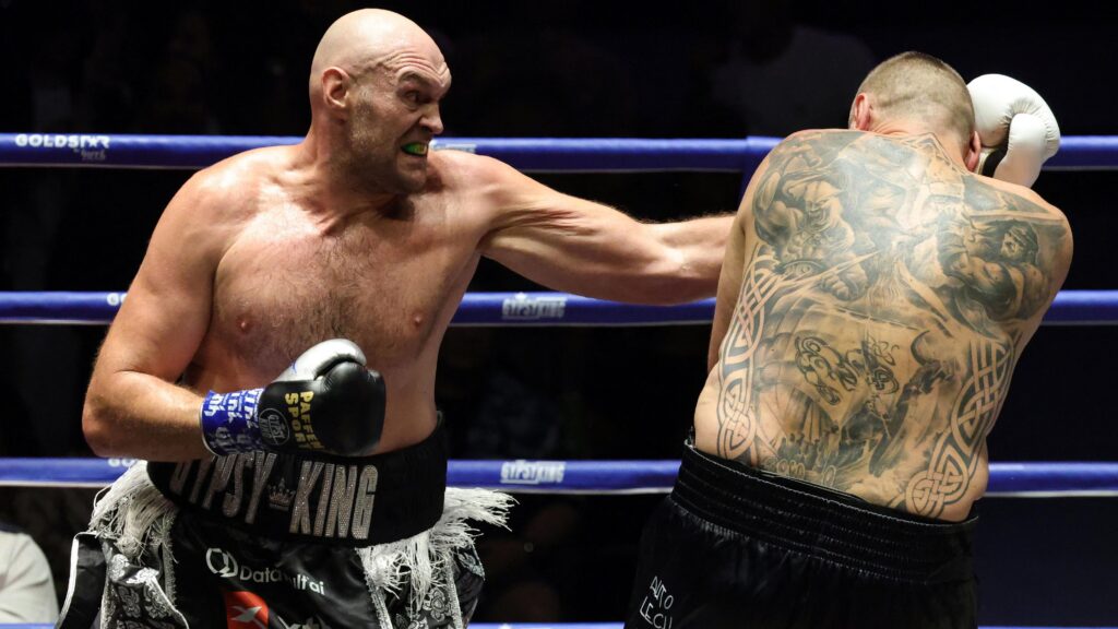 Boxe : Tyson Fury domine Mariusz Wach avant son choc face à Anthony Joshua