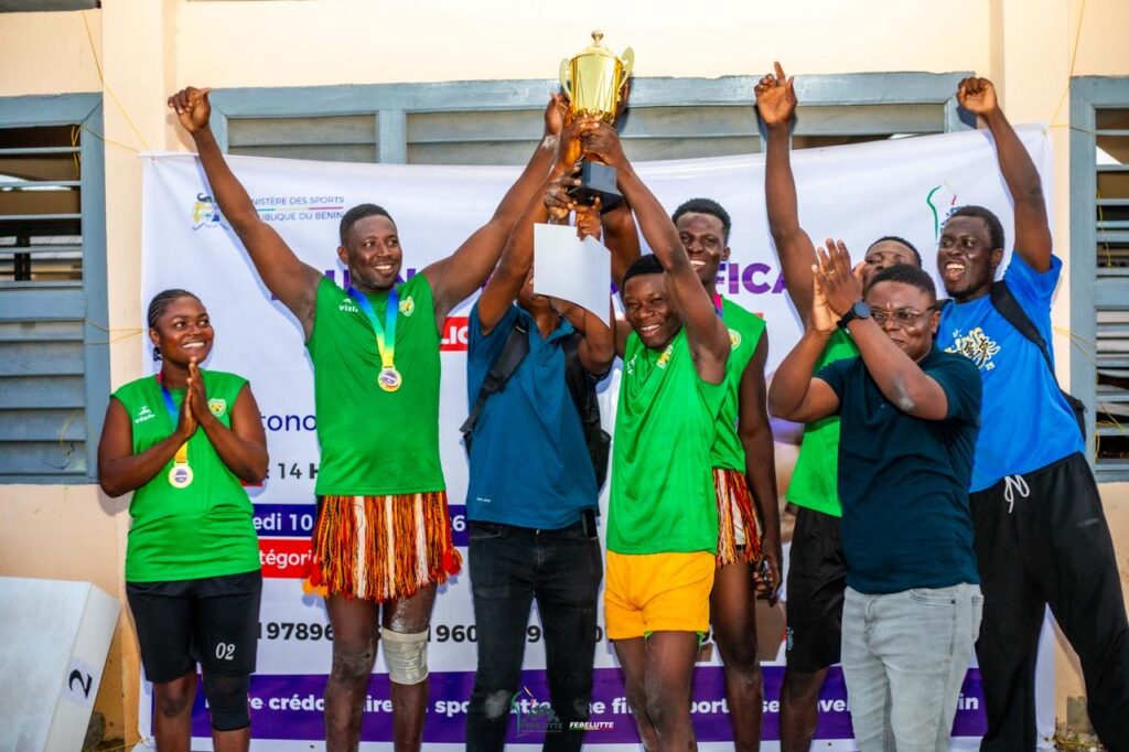 Lutte africaine : les huit clubs qualifiés pour le championnat national 2026 sont connus !